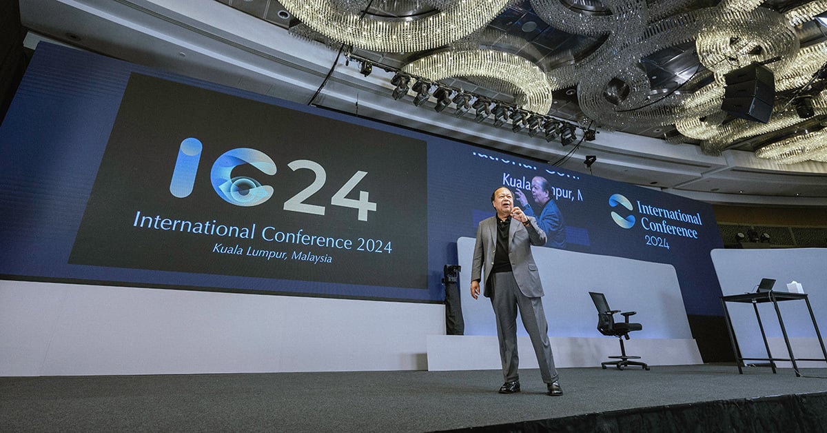 Prem Rawat in an international conference in Kuala Lumpur in 2024 prem-rawat-international-conference-kuala-lumpur-2024