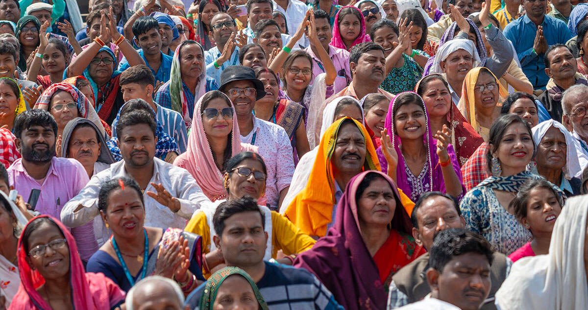 Mirzapur Audience - Prem Rawat event 2025 Mirzapur Audience - Prem Rawat event 2025